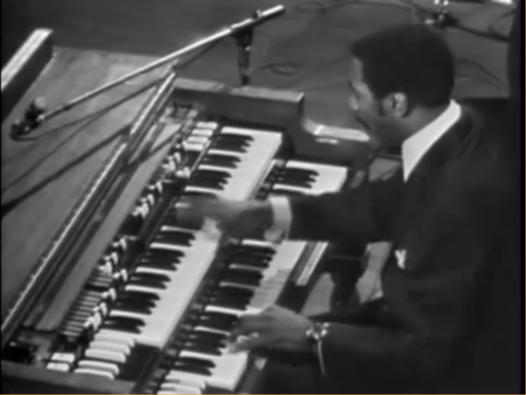The Incredible Jimmy Smith on the Hammond B3 Organ. “Organ Grinders Swing”